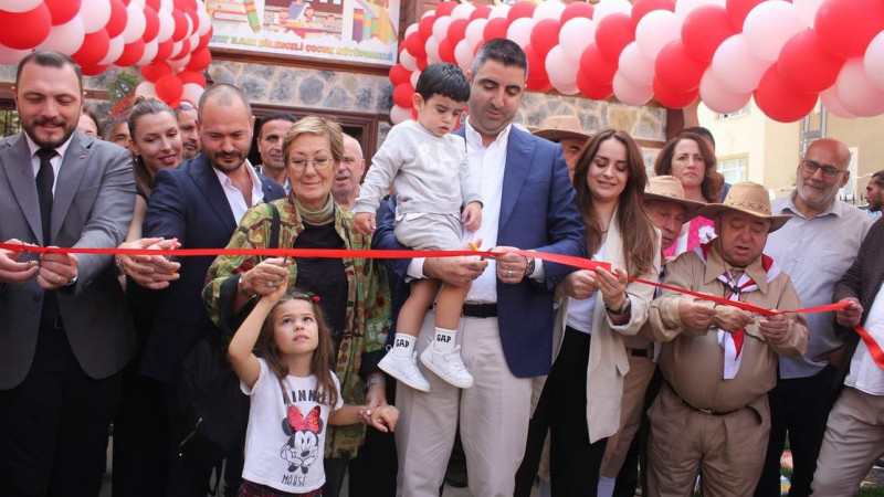 Kartal’da Rıfat Ilgaz Eğlenceli Çocuk Kütüphanesi Açıldı